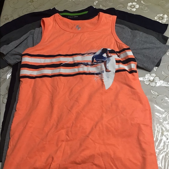 Tops - Picture 3 of 6